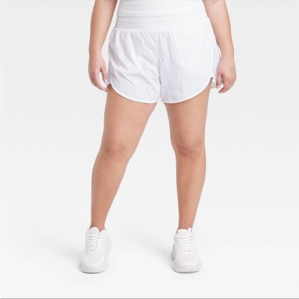 Women's High-Rise Crinkle Shorts - All In Motion™ White XXL